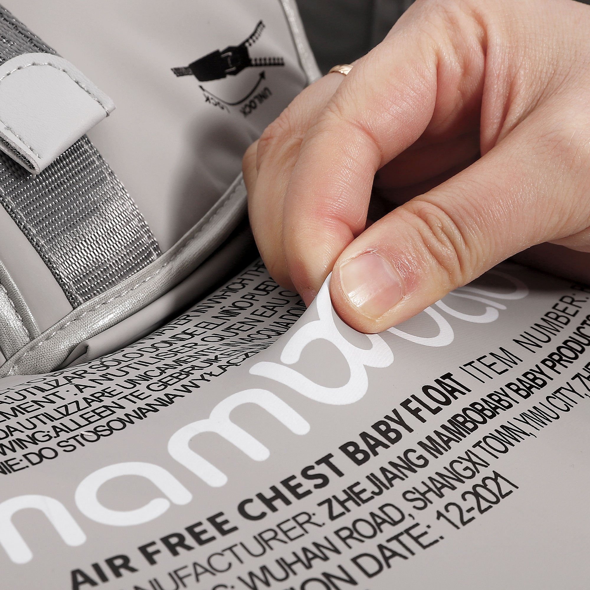 Airplane_Gray 11.jpg