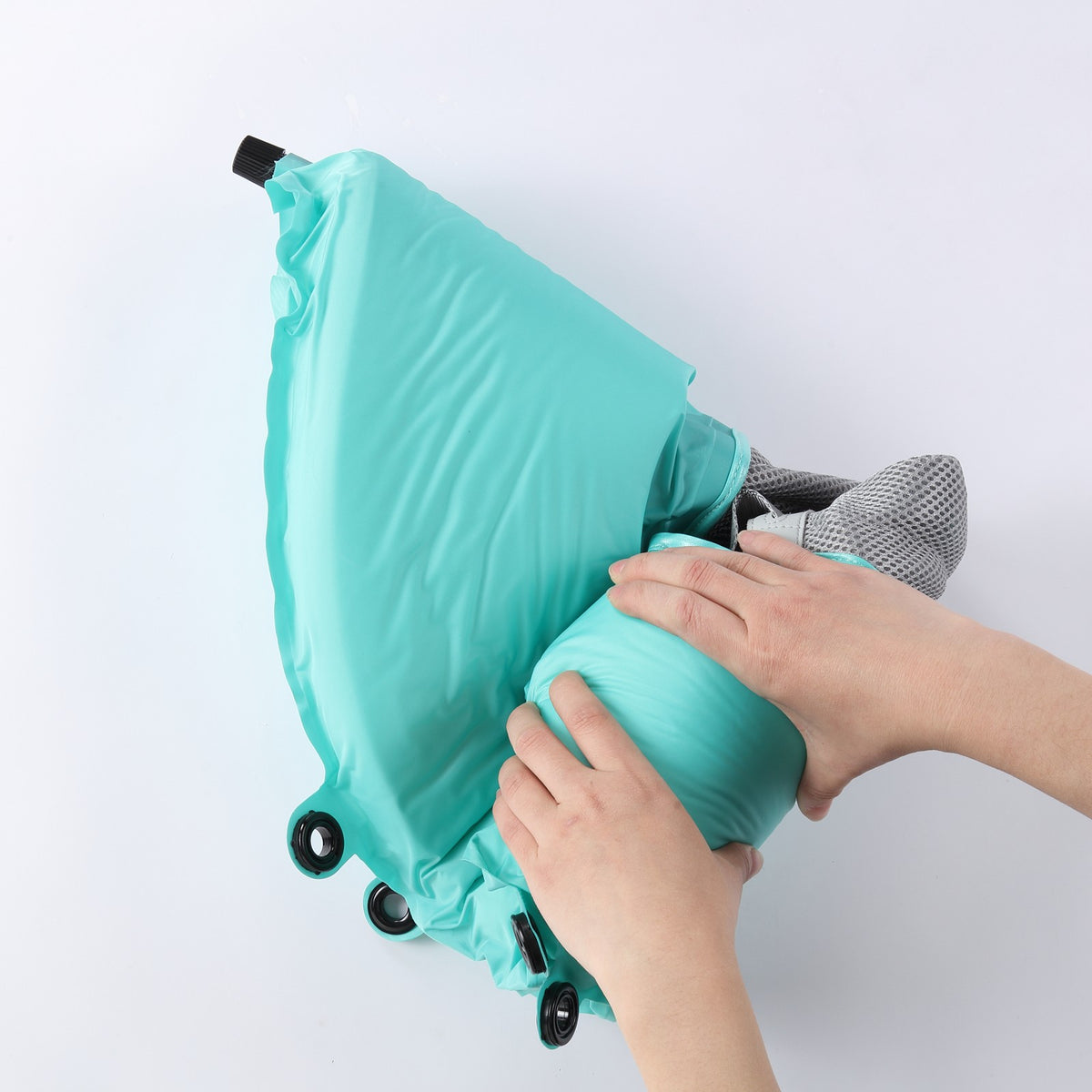Mambobaby Go™  PackRise™  Self-Inflating Travel Chest Float - Puffy Puffer