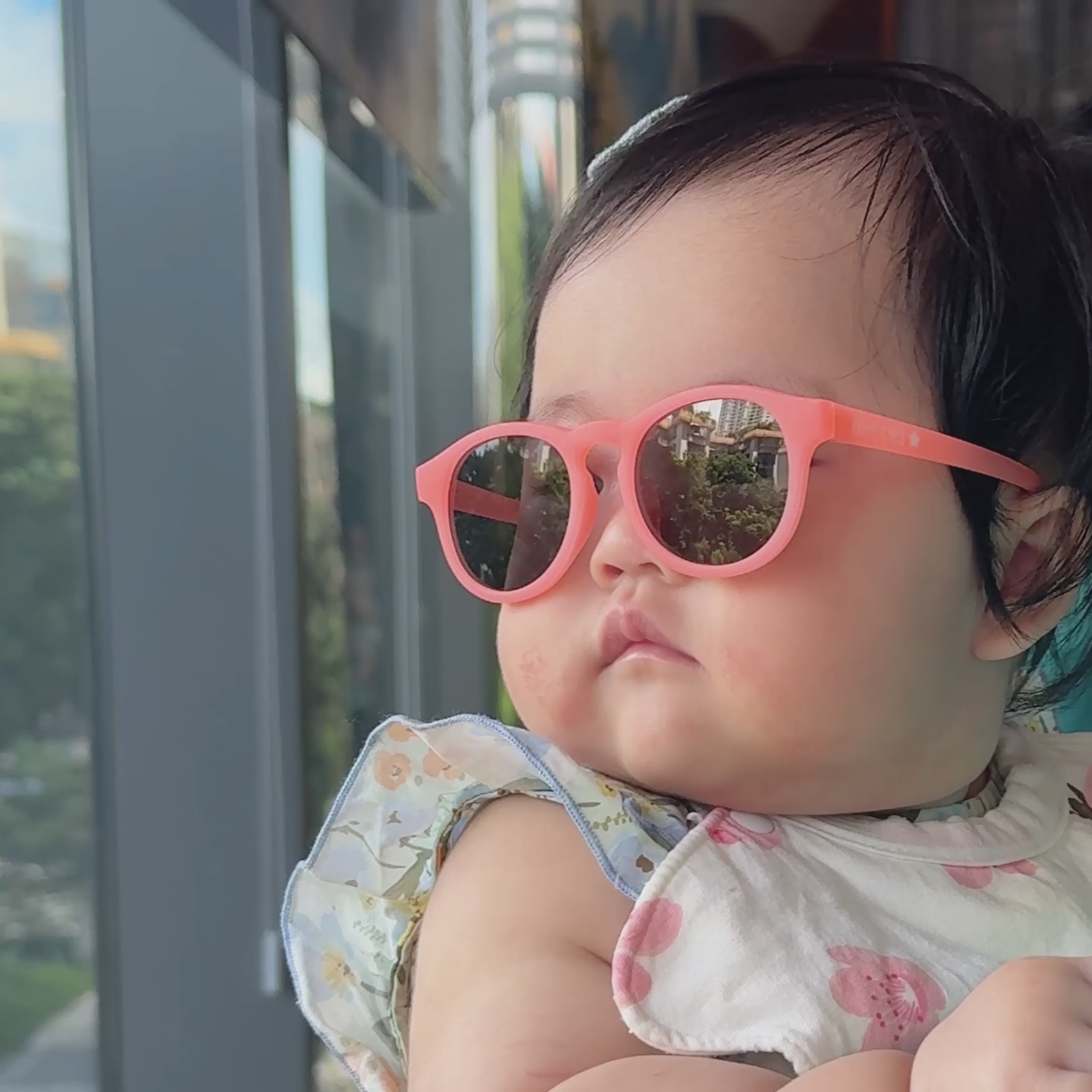 Pebble ColorShift™ - Pink Frame