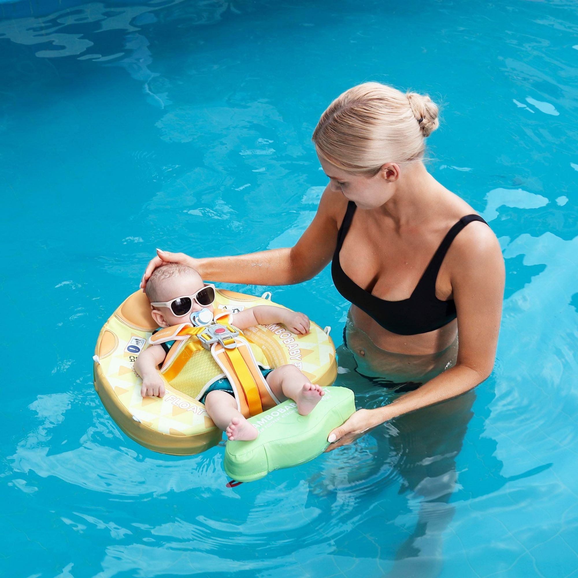 FoarmCore™ Baby Float Pineapple with UPF 50+ Sun Canopy